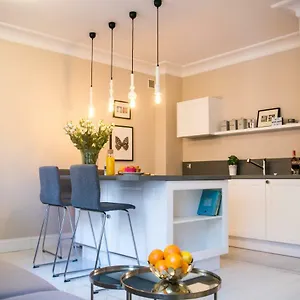 Apartment Rycerska - Stone Steps, Warsaw